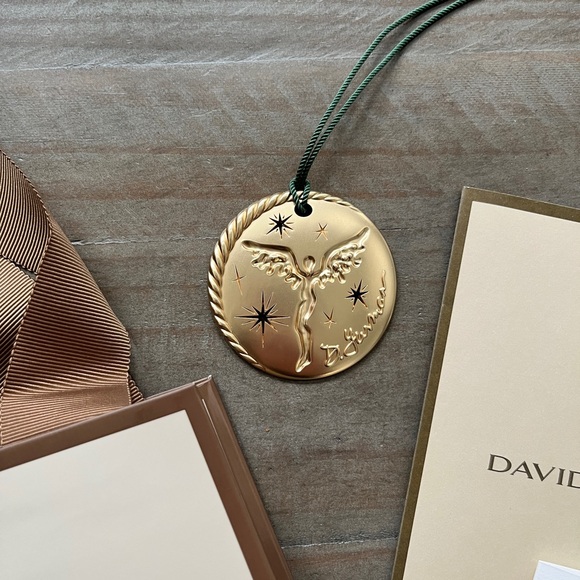 2025 David Yurman Holiday Ornament and Gift Bag - Picture 2 of 3